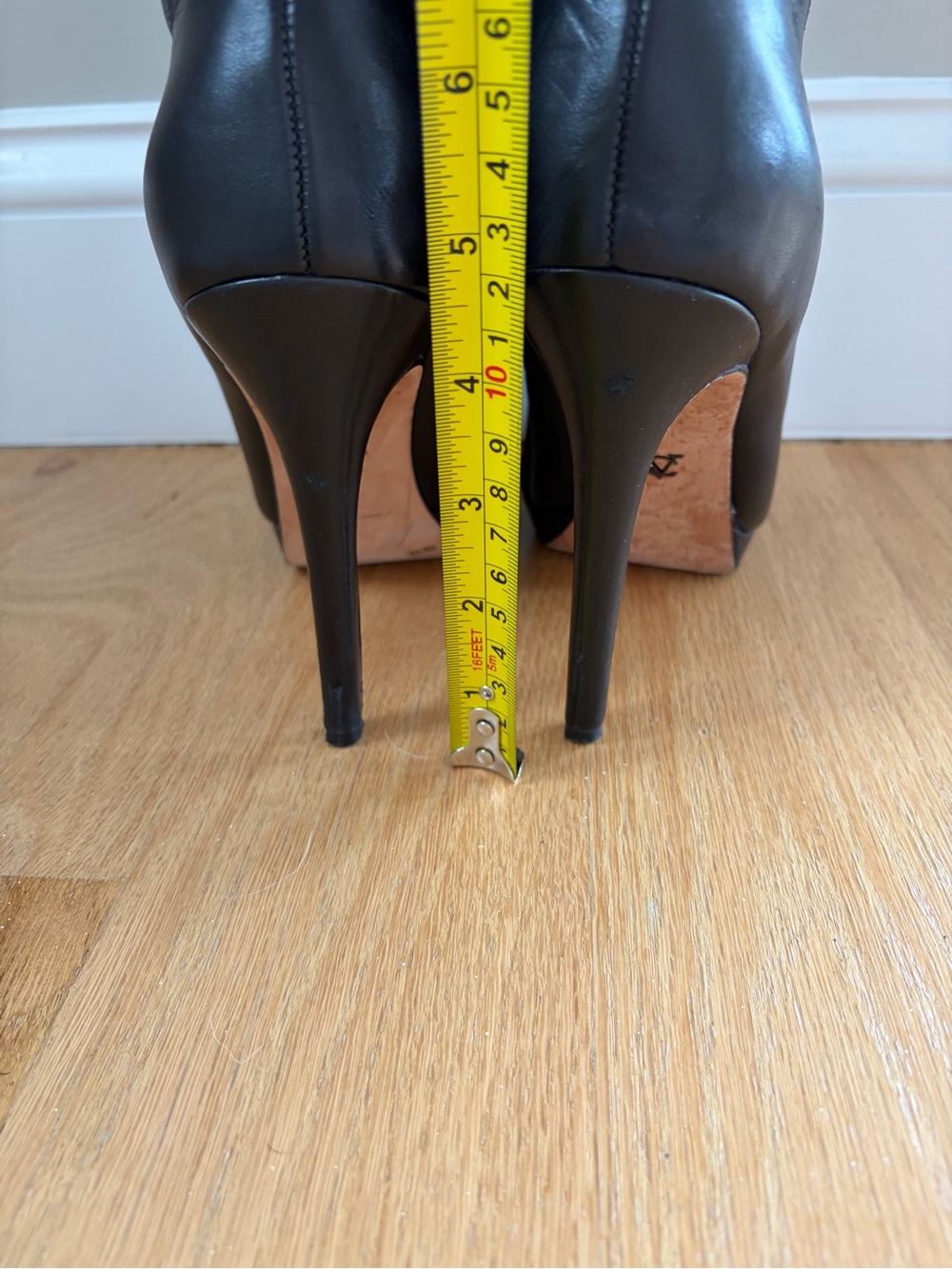 Vince Camuto Vi-Tami Black Leather Knee High Stiletto Platform Boots Sz 9 / 39 - Picture 12 of 16